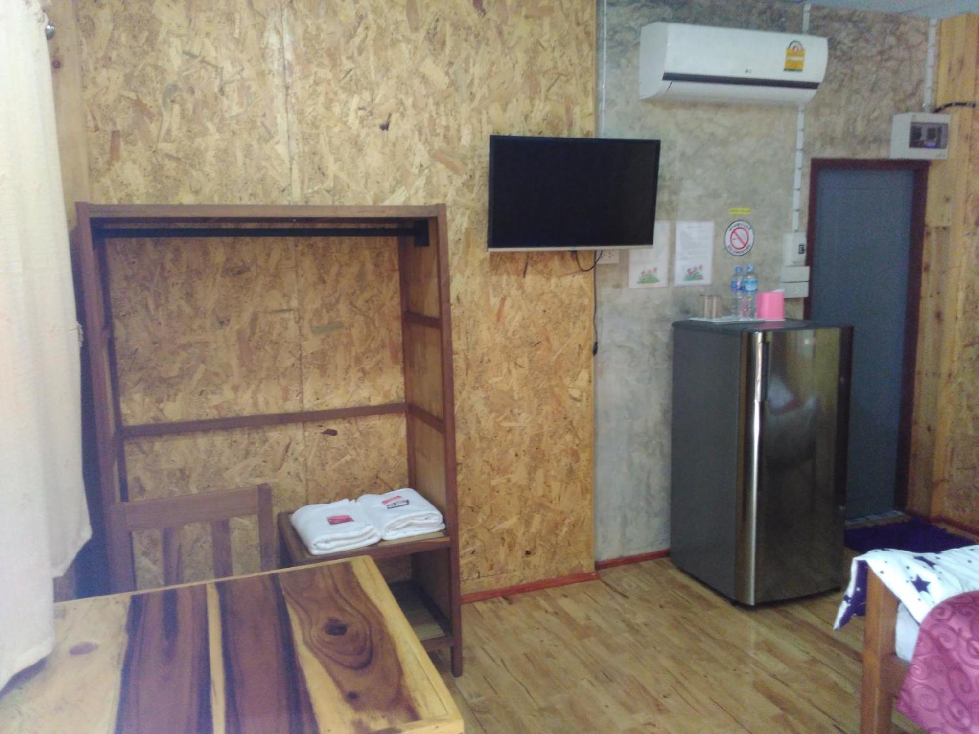 Ban Suan Sukjai Mae Sariang Hotell Rom bilde