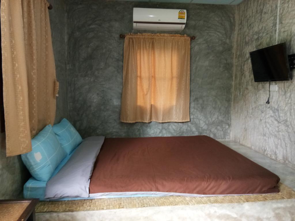 Ban Suan Sukjai Mae Sariang Hotell Eksteriør bilde