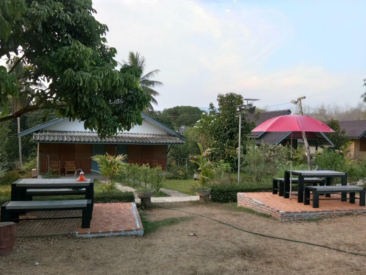 Ban Suan Sukjai Mae Sariang Hotell Eksteriør bilde